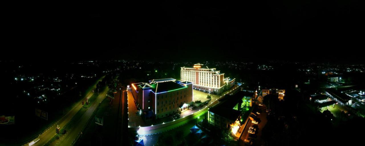 Golden Peacock Hotel Blantyre Exterior photo